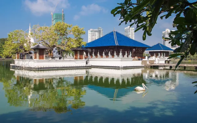 Gangaramaya Temple