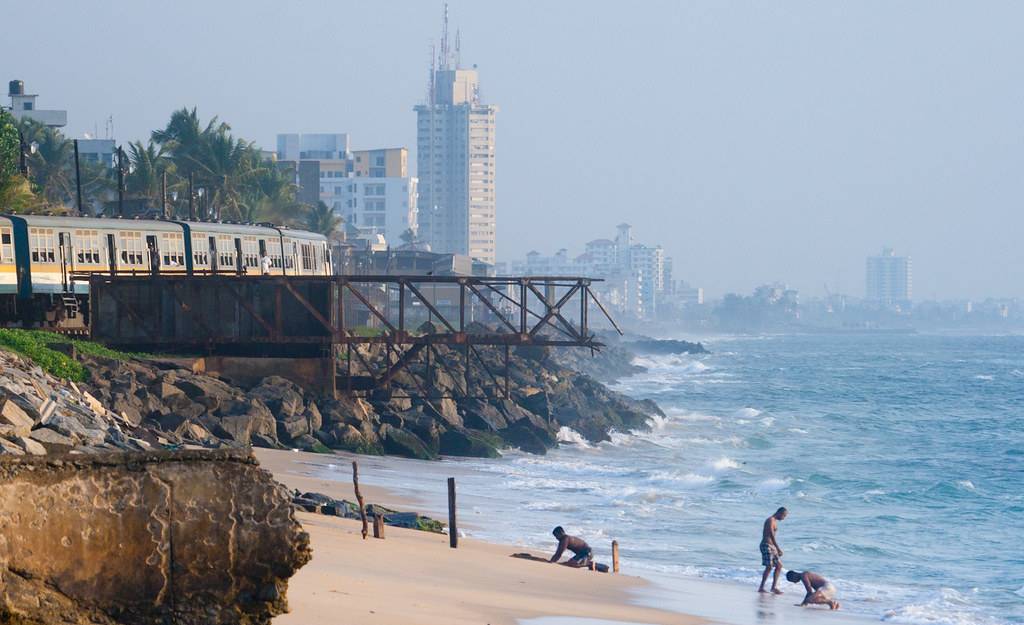 Kollupitiya Beach